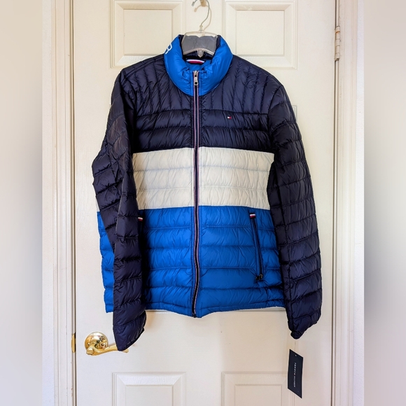 NWT. Tommy Hilfiger Natural Down Men's Navy Blue/White/Royal Blue Puffer Jacket.